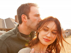 Бен Аффлек, Ольга Куриленко