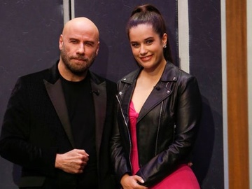 «Пишаюся своєю дівчинкою»: Траволта показав дочку на килимовій доріжці