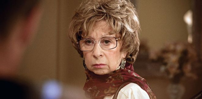 Лія Ахеджакова