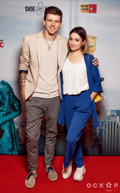 В Киеве состоялась премьера фильма "Падение американской империи"