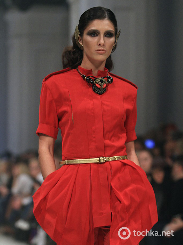 Показ ANDRE TAN