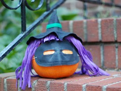 Хэллоуин: тыквы, метлы, ведьмы и шабаш 