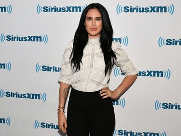 Дочка Демі Мур і Брюса Вілліса вперше вийшла у світ після народження первістка