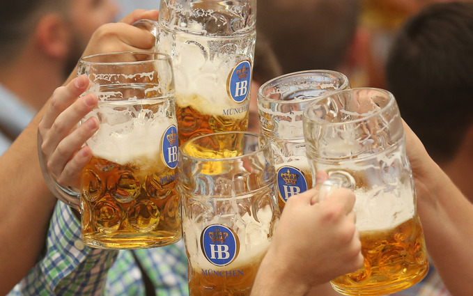 Пей пиво: 15 увлекательных фактов о хмельном напитке