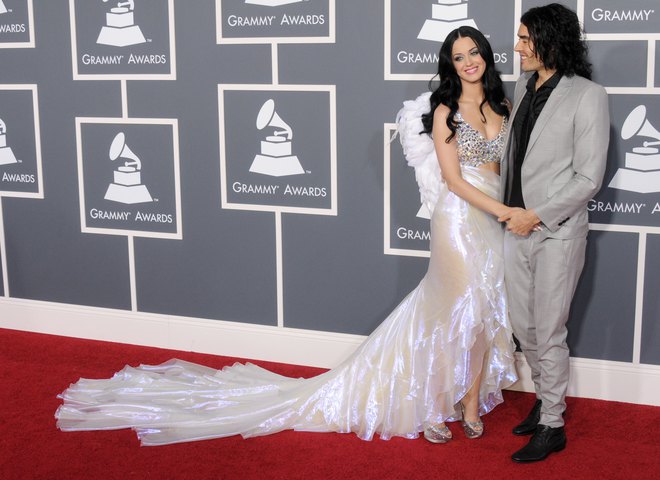 Ексчоловік Кеті Перрі Рассел Бренд дав рідкісний коментар про їхній короткотривалий шлюб