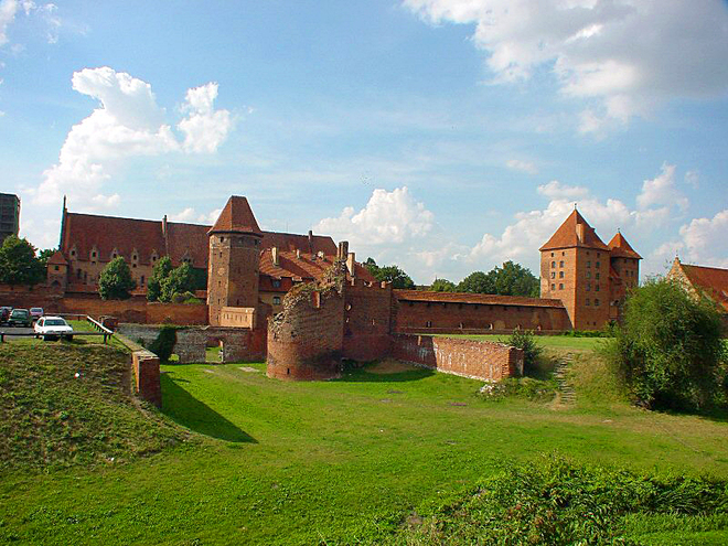 Замок Мариенбург, Польша