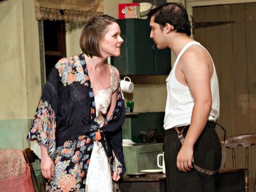 Якщо чоловік заробляє менше 