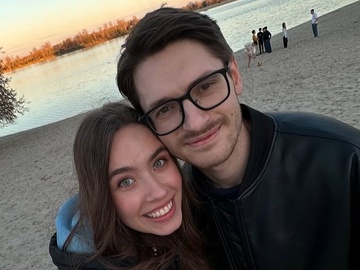 Зірка серіалів «Реванш» та «Голова» Лісничий пропонував дівчині-акторці