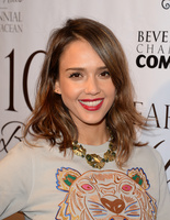 Джессика Альба