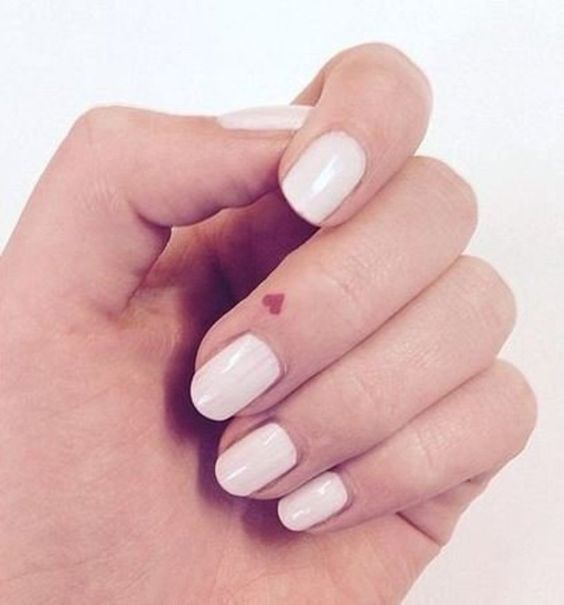 15 крошечных татушек