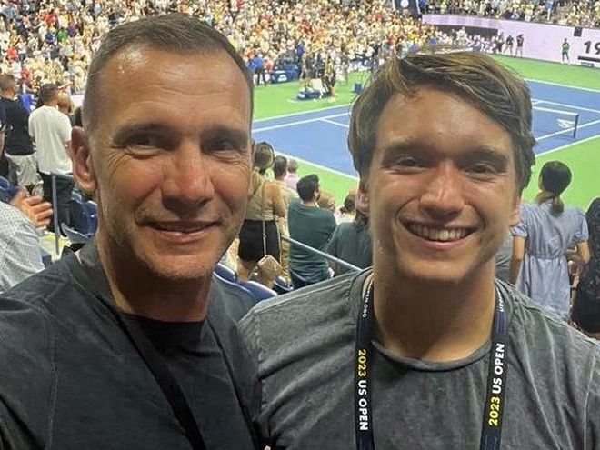 "Дивовижний час": Андрій Шевченко показав прогулянку із сином у Нью-Йорку