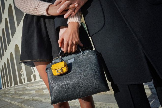 Міні-сумка — тренд весна-літо