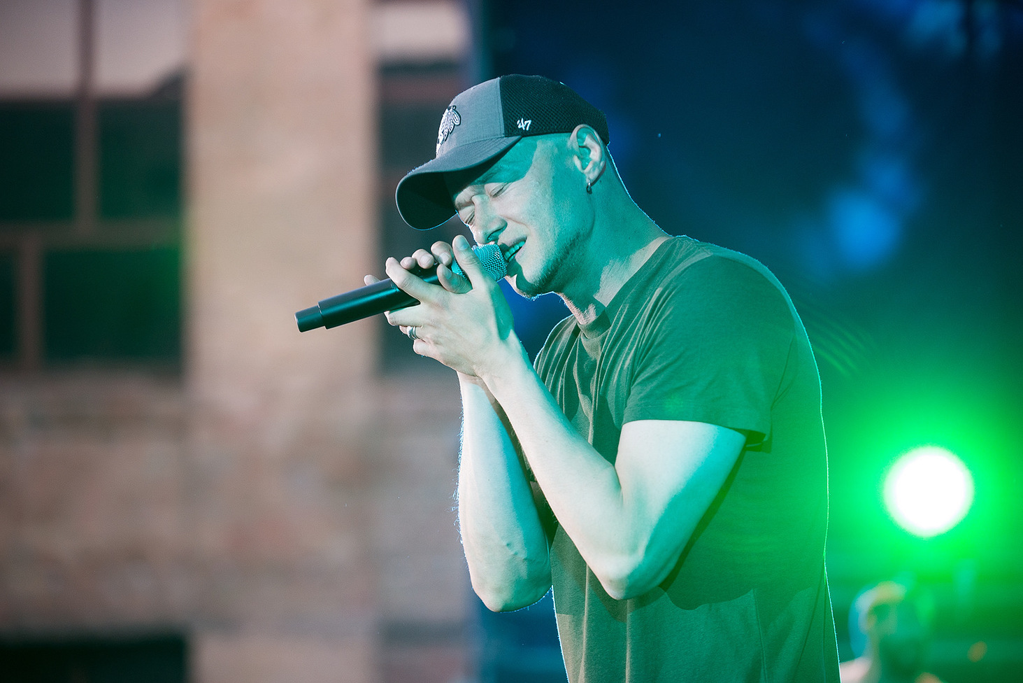 Уникальная выставка, мастер-классы, концерт в новом составе: как прошёл концерт Бумбокс в Киеве