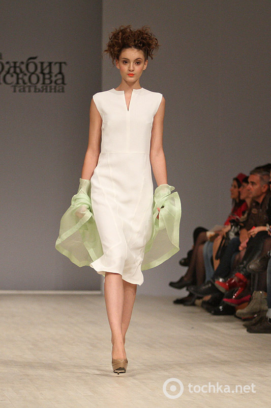 Показ Татьяна ЗЕМСКОВА / Елена ВОРОЖБИТ