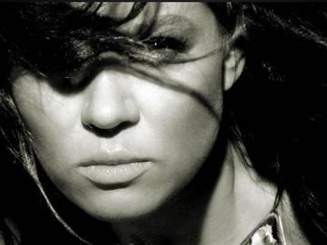 Руслана уехала в Штаты с тремя чемоданами