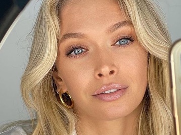 Брежнєва в корсеті розповіла, що їй "допомагає налаштуватися на позитивні вібрації"