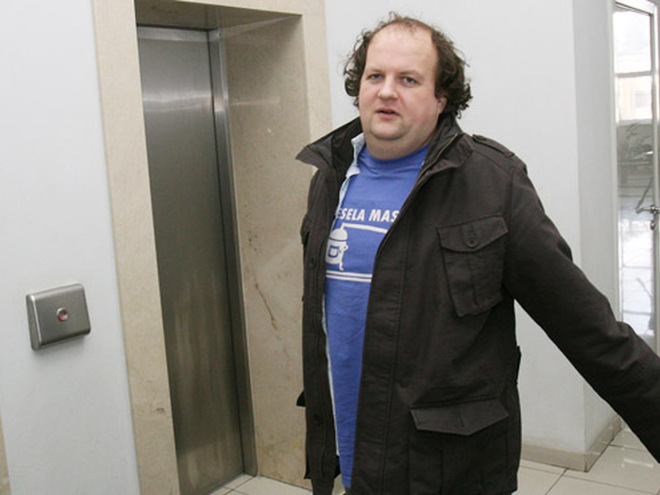 группа Тик, Виктор Бронюк