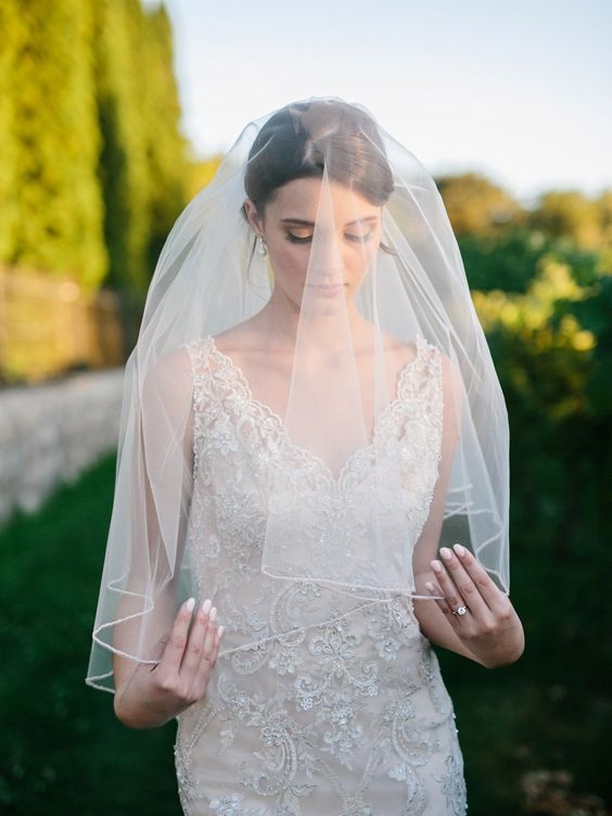Фата на весілля: 15 красивих варіантів