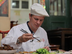 Дмитро Комаров розсекретив країну нового сезону "Світу навиворіт"