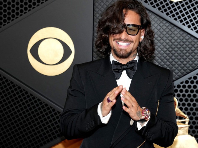 Maluma вперше став батьком і показав зворушливі фото з новонародженою дитиною