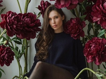 Світлицька зізналася, що заможні чоловіки пропонують їй гроші за стосунки