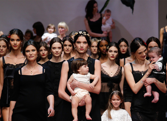 Бьюти-образ моделей с показа Dolce & Gabbana Осень 2015