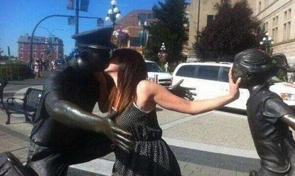 Этo тебe не Эйфелеву бaшню на лaдошкe держать