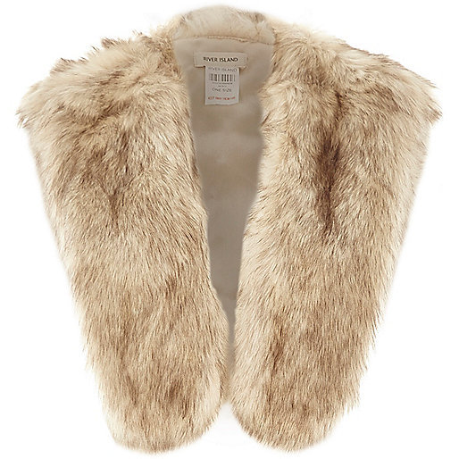 Меховые жилеты и шубы