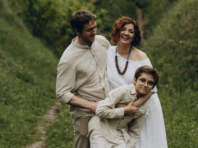 Цибульська публічно звернулася до чоловіка та показала сімейні фото