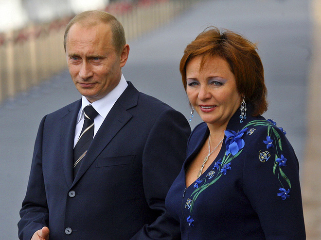 Людмила Путина
