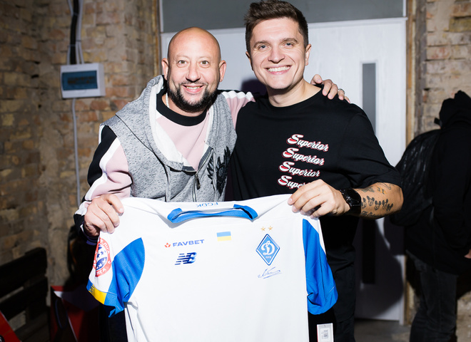 Вечеринка в честь дня рождения Анатолия Анатолича