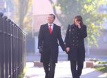 Дружини політиків на виборах