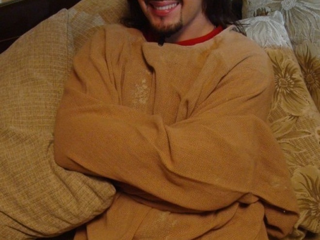 Виталика одели в смирительную рубаху