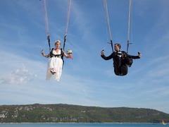 Наречений на двох