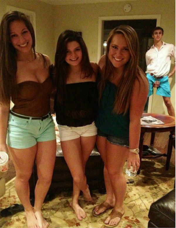 Осторожно! Задний план