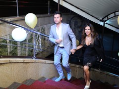 Открытие Famous