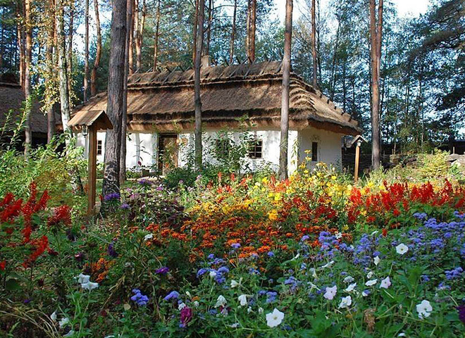 Куди з'їздити на вихідні: етнографічний комплекс Українське село