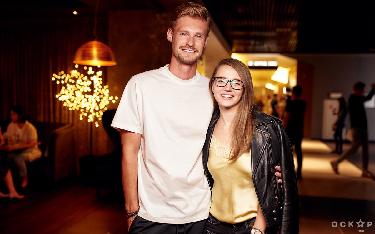 В Киеве состоялась премьера фильма "Падение американской империи"