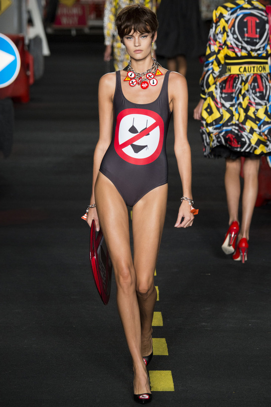 Купальники Moschino