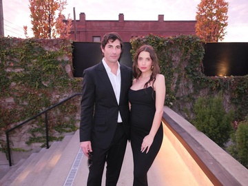 Зірка «Милих ошуканок» Ешлі Бенсон оголосила стать первістка