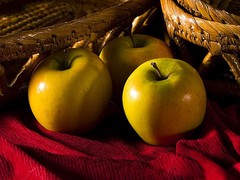 Яблучна дієта: сита і струнка