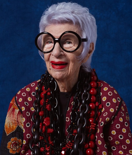 Фешн-блогер Айріс Апфель