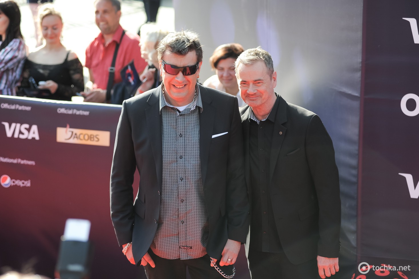 Євробачення 2017: червона доріжка в Києві (фото, відео)