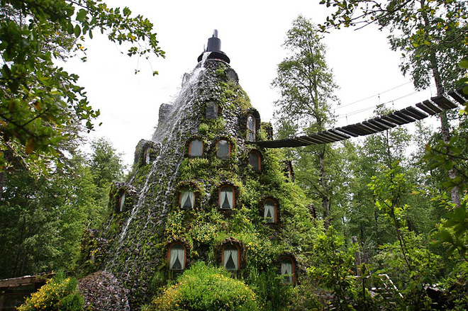 Казковий відпочинок в Чилі: готель Magic Mountain Lodge в кратері вулкана Arenal