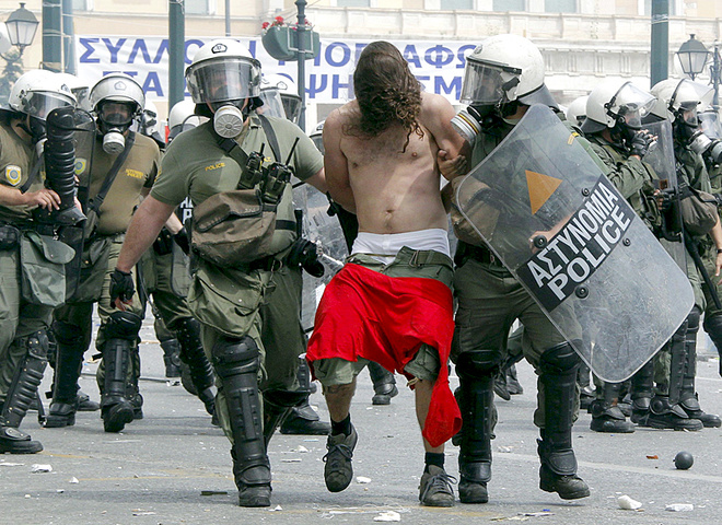 Протести в Греції