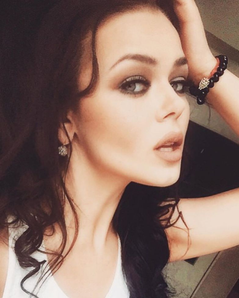 Аліна Гросу