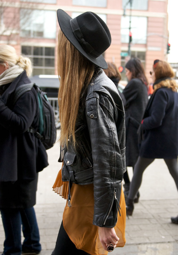 Широкополые шляпы