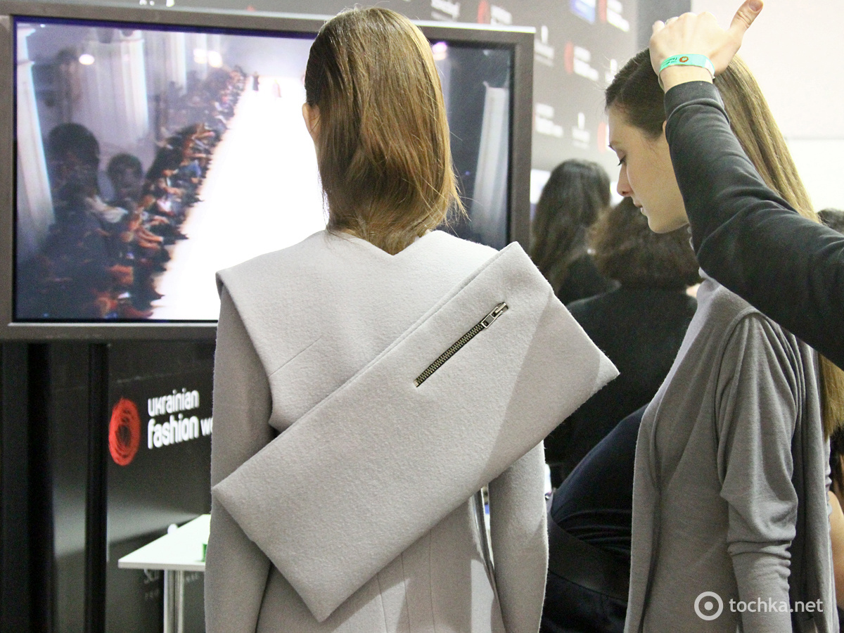 Бекстейдж п'ятого дня UFW: ELENA BURENINA