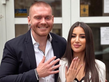 Кривошапко пішов від другої дружини і показав нову кохану