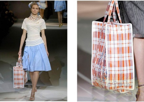 Самая модная сумка сезона. Louis Vuitton RWB стоимостью 2000-3000$.